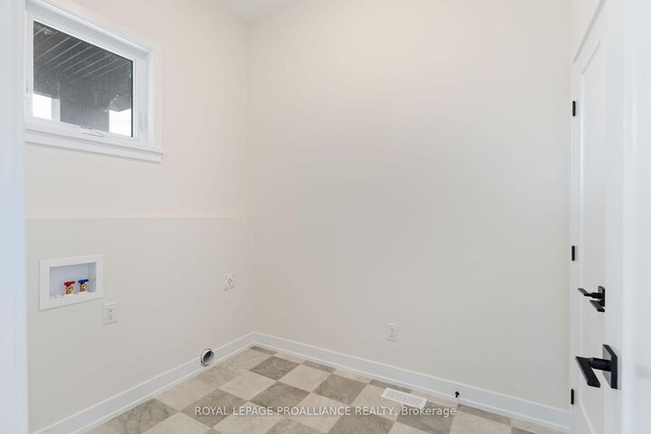 Property Photo: 1051 Moore Street ON K6V 0H1