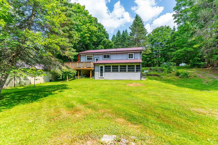 Property Photo: 1001 English Circle ON K0M 1R0