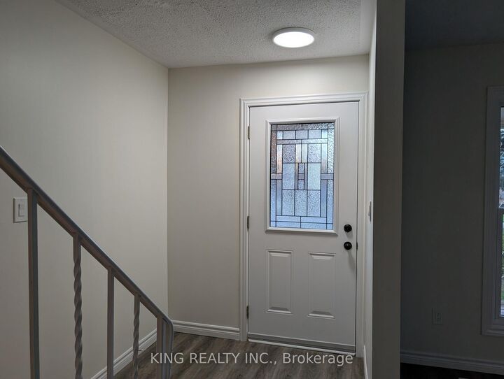 Property Photo:  37 Vanier Place  ON N5R 5L2 