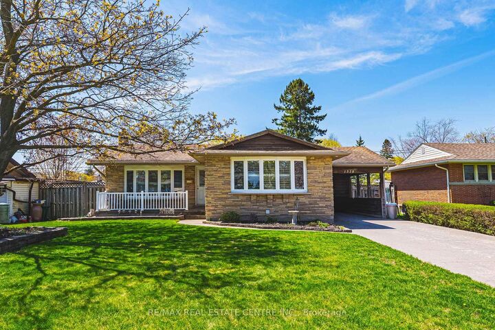 Property Photo:  1338 Eleanor Avenue  ON N3H 4N2 