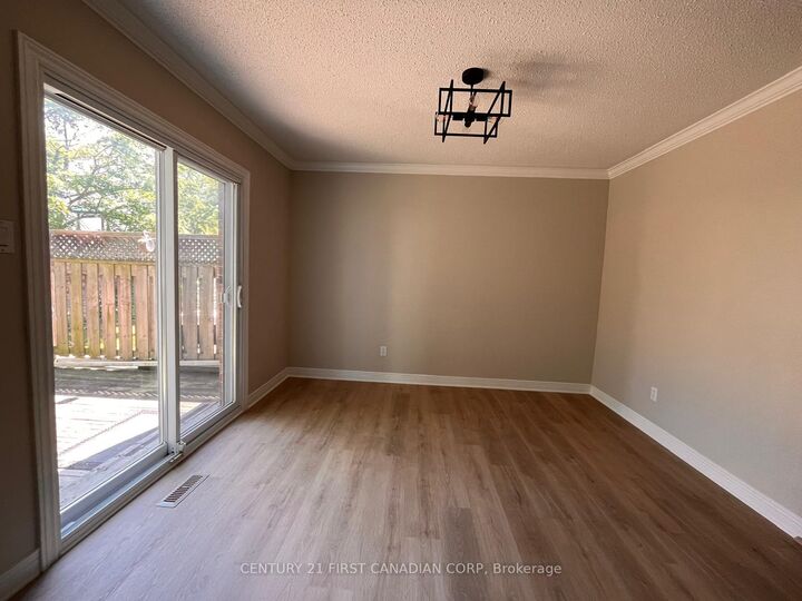 Property Photo:  189 Homestead Crescent 8  ON N6G 2E6 