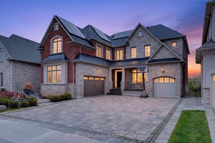 33 Stollery Pond Crescent — photo 1