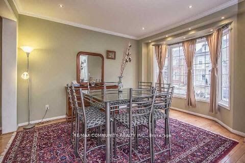 Photo de la propriété: 11 Horsetail Street Main Floor ON L6B 1K3