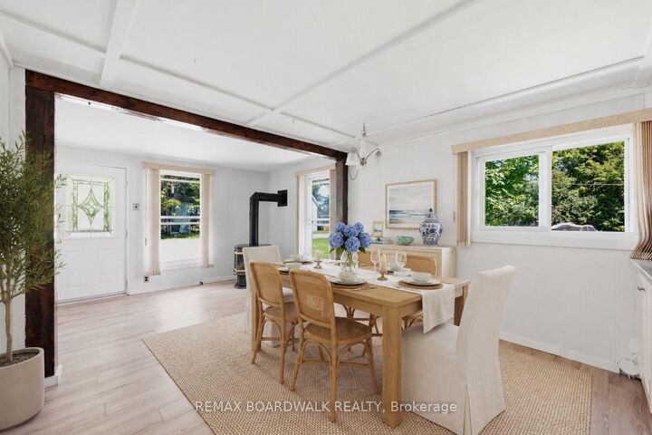 Photo de la propriété:  264 Birch Avenue  ON K7C 0C4 