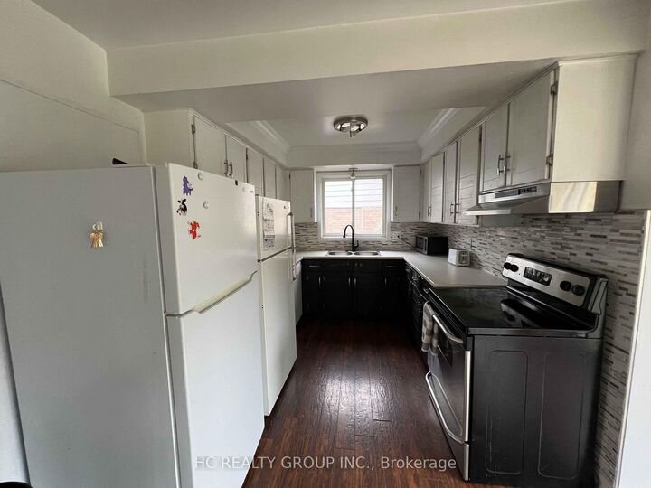 Property Photo:  32 Chesham Avenue  ON N6G 3S9 