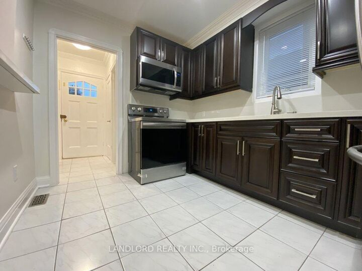 Property Photo:  92 Holwood Avenue Main  ON M6M 1P6 