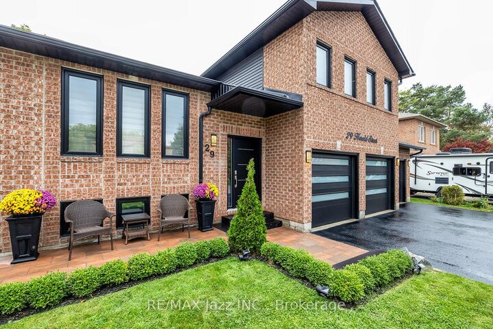 Property Photo: 29 Harold Street ON L1N 8Z7