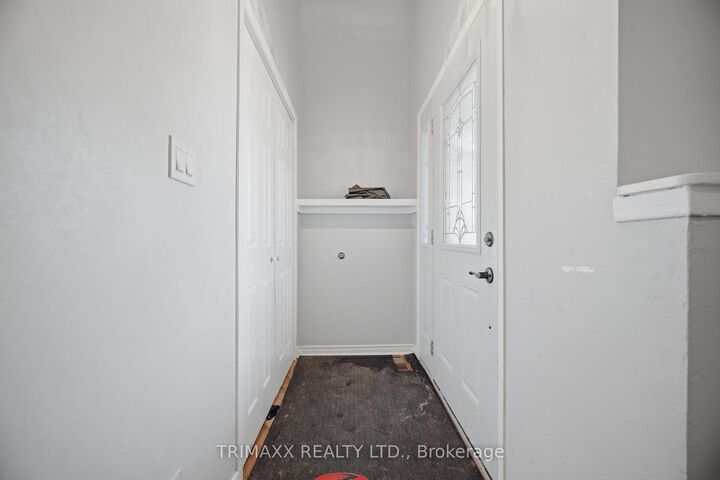 Property Photo:  16 Loraine Drive  ON L2P 3N8 