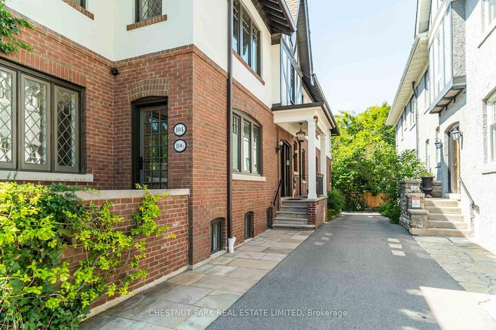 Property Photo: 106 Rosedale Heights Drive ON M4T 1C6