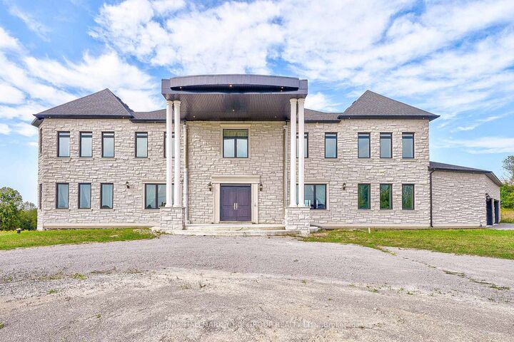 Property Photo: 6196 Ravenshoe Road ON L9P 1R2