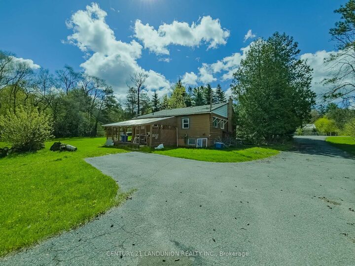 4192 Vivian Road — photo 1
