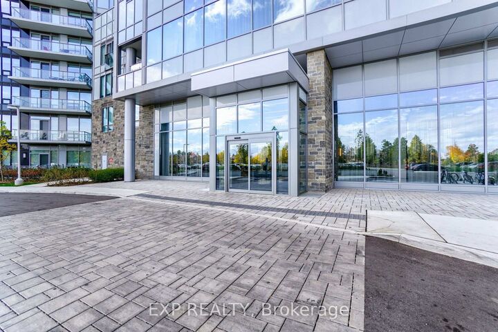 Property Photo: 4675 Metcalfe Avenue 1707 ON L5M 0Z7
