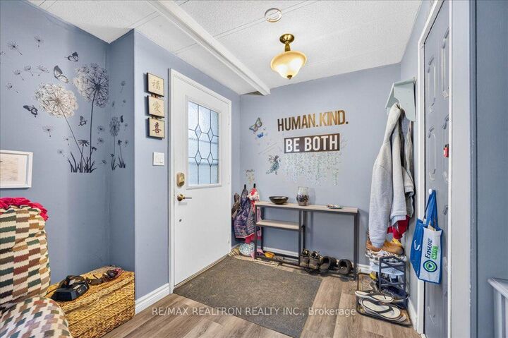 Property Photo: 13 Broadway Avenue ON L9S 1N9