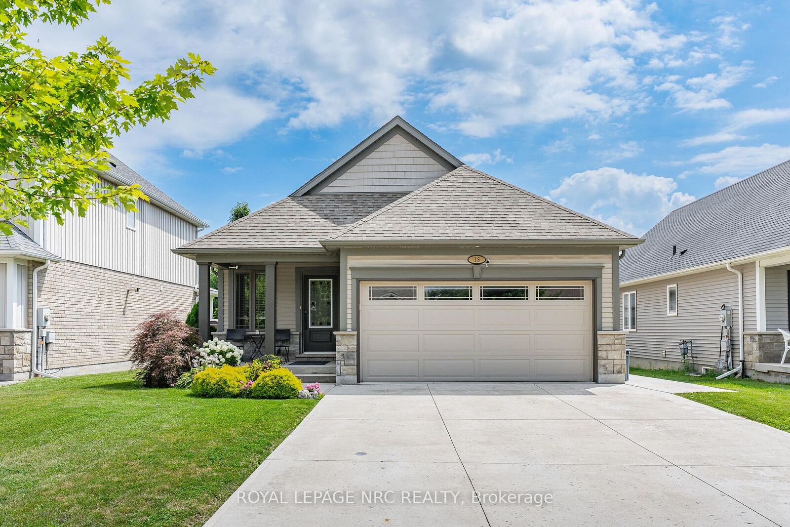 Property Photo: 18 Eastman Gateway N/A ON L2V 0E2