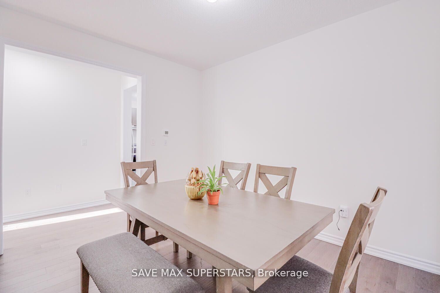 Property Photo: 1537 Harker Street ON L9S 0R4