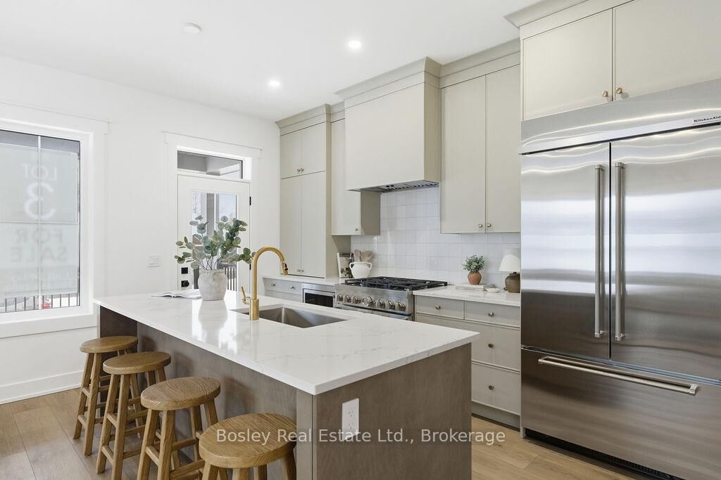 Property Photo: 130 Fifth Street ON L9Y 5V1