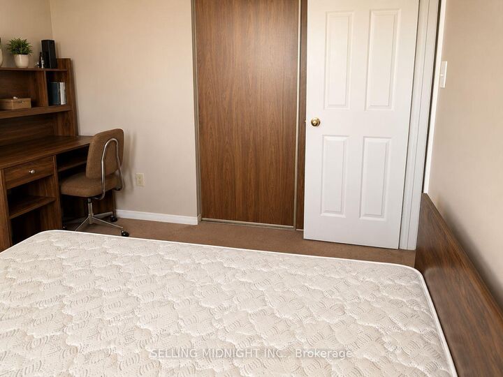 Property Photo: 441 Rutherford Road N Room ON L6V 3R7