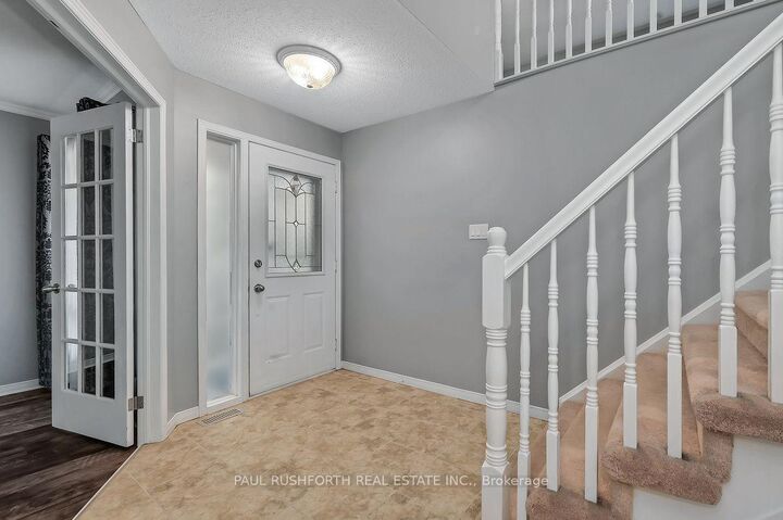 Property Photo:  1879 Belcourt Boulevard  ON K1C 4N3 