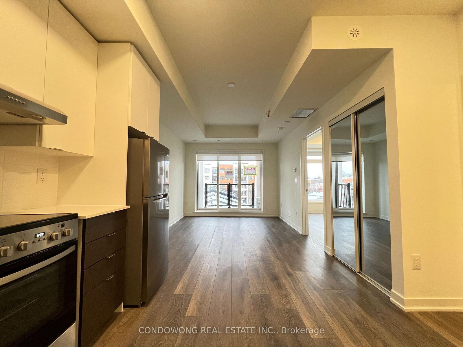 Property Photo:  165 Canon Jackson Drive 507  ON M6M 0C4 