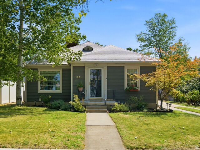 Property Photo: 1975 S 1600 E UT 84105