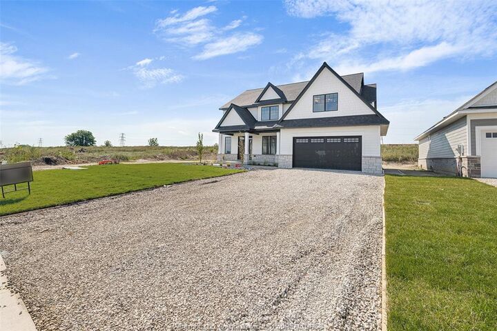 Property Photo: 261 Charles Street ON N8M 0C5