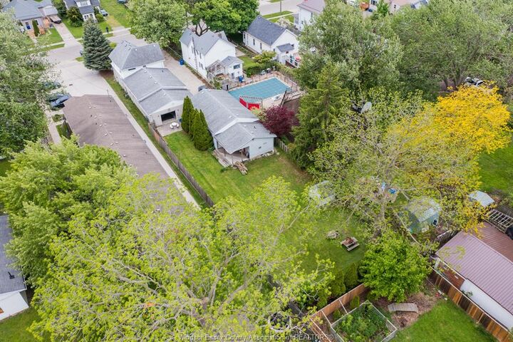Property Photo: 219 Inshes ON N7M 2Z5