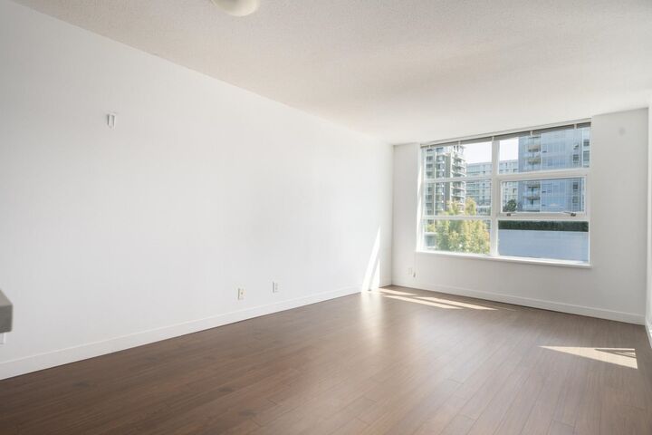 Property Photo: 8033 Saba Road 607 BC V6Y 4M8