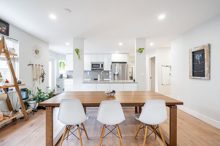 8338 158 Street 19 — photo 1