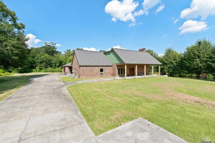 Property Photo: 12611 Old Hammond Hwy LA 70816
