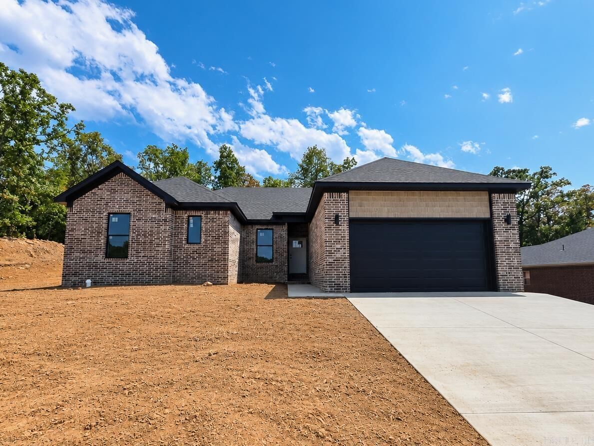 Property Photo:  563 Crepe Myrtle Loop  AR 72023 