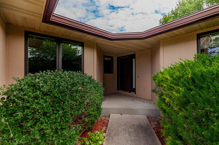 Property Photo: 1514 Indiana Avenue IA 50014