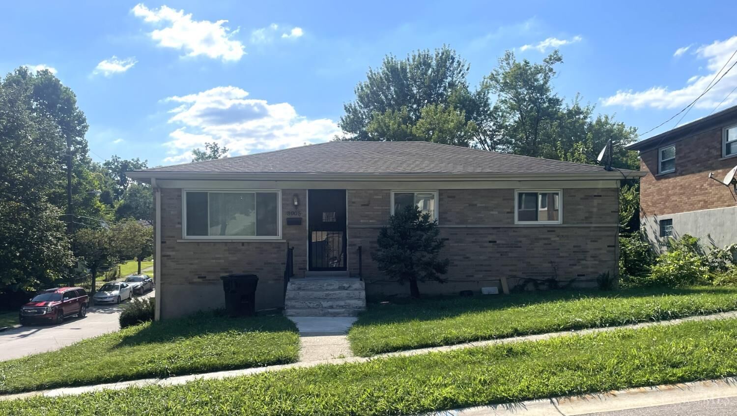 Property Photo:  3005 Aquadale Lane  OH 45211 