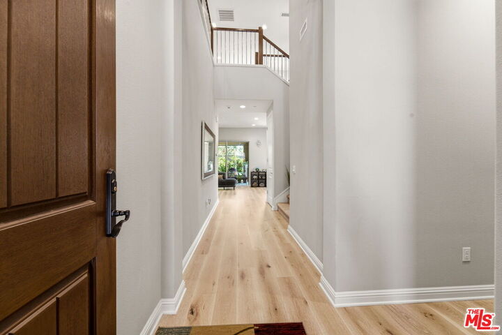 Property Photo: 20715 Butternut Cir CA 91326