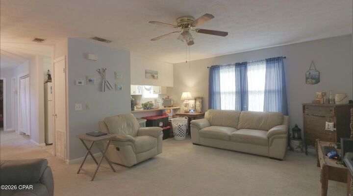 Property Photo: 917 Bradford Circle FL 32444