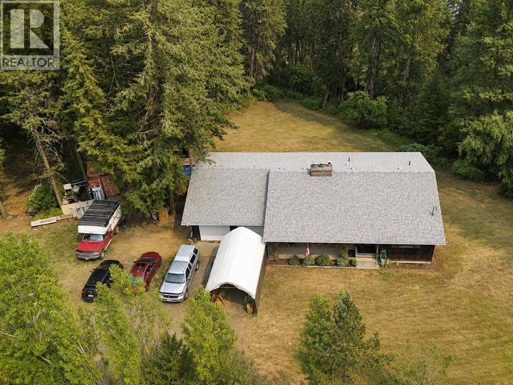 Property Photo: 816 Roberts Drive BC V2G 3K8