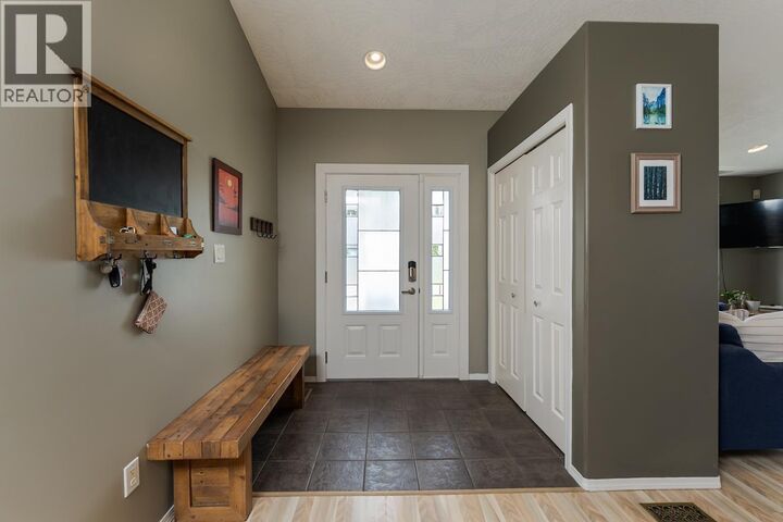 Property Photo: 5463 Heyer Road BC V2N 6J3