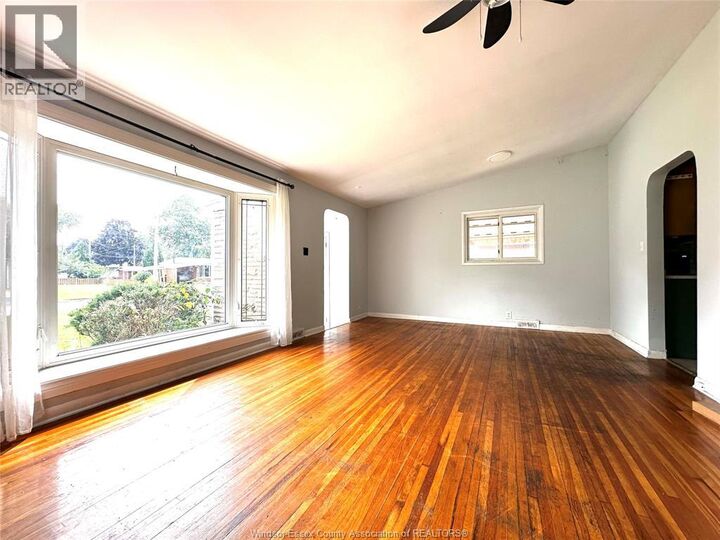Property Photo: 3615 Longfellow ON N9E 2M2