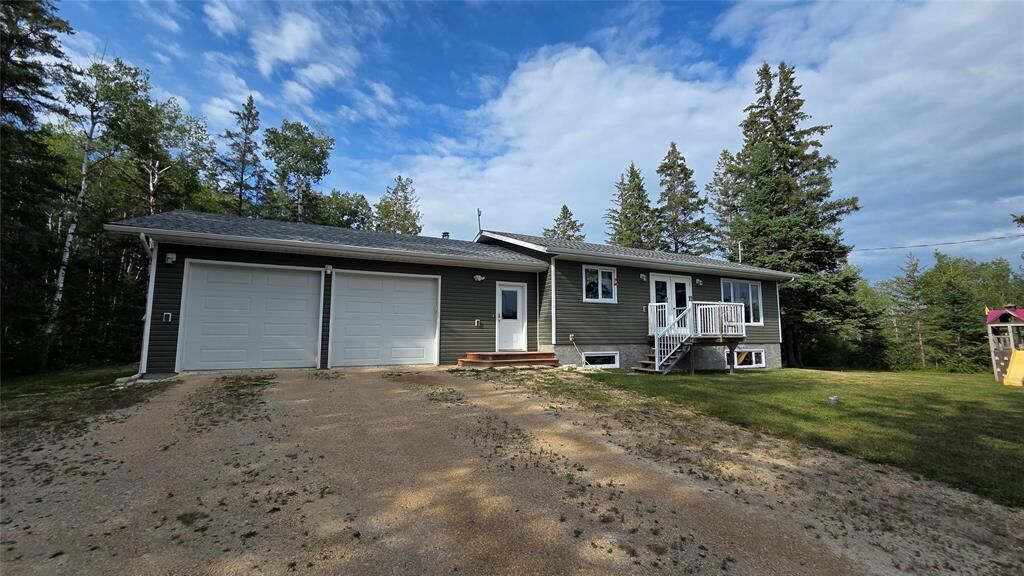 Property Photo: 10075 Road 124ne Road MB R0C 0A0