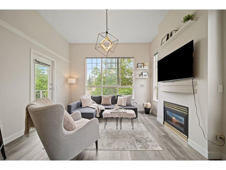 Property Photo:  10186 155 Street 404  BC V3R 0R6 