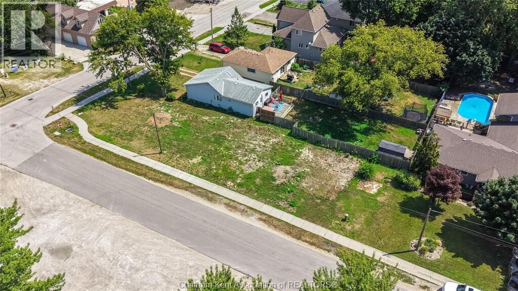 Property Photo:  6415 St Clair Road  ON N0R 1N0 
