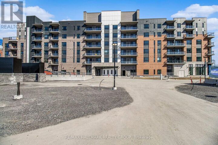 Property Photo:  1350 Hemlock Road 311  ON K1K 5C2 