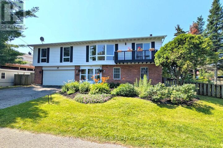 136 James Cummings Avenue — photo 1