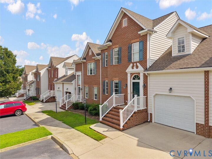 Property Photo: 107 Creekridge Place VA 23834