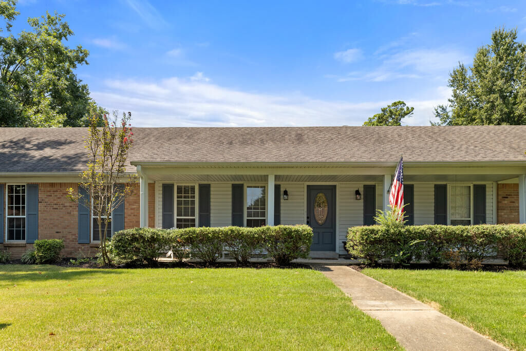 Property Photo:  1000 Stratford Drive  AR 72301 