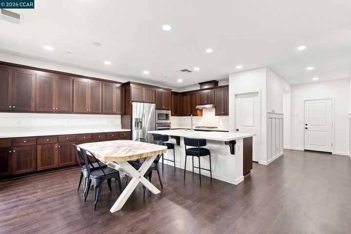 Property Photo: 145 Willowrun Way CA 94561