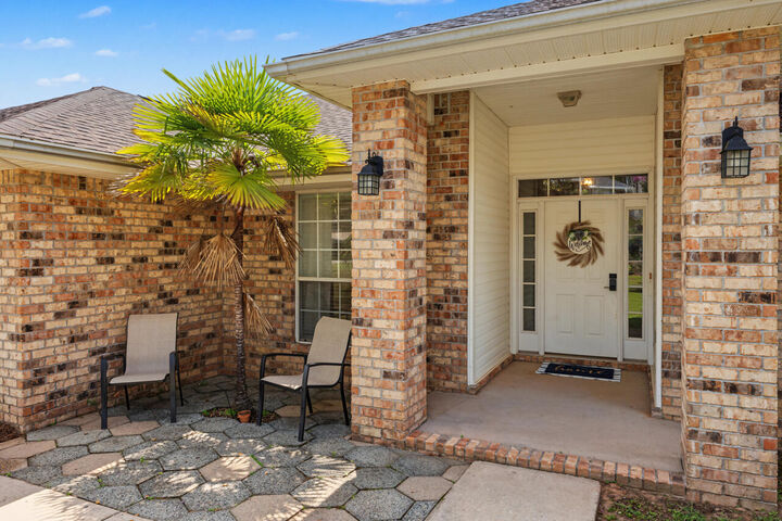 Property Photo:  5187 Whitehurst Lane  FL 32536 