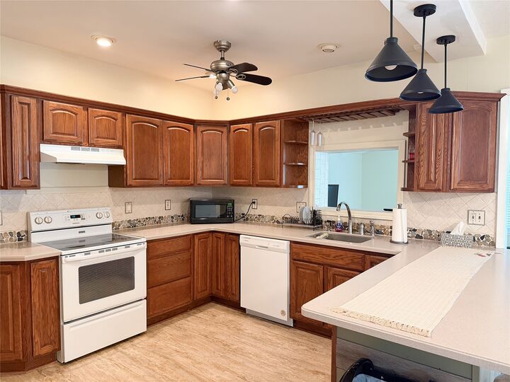 Property Photo:  440 Stafford Avenue  PA 16508 