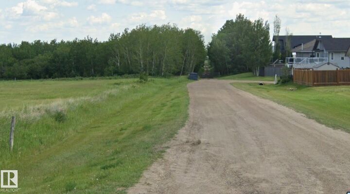 45 St 58 Ave — photo 1