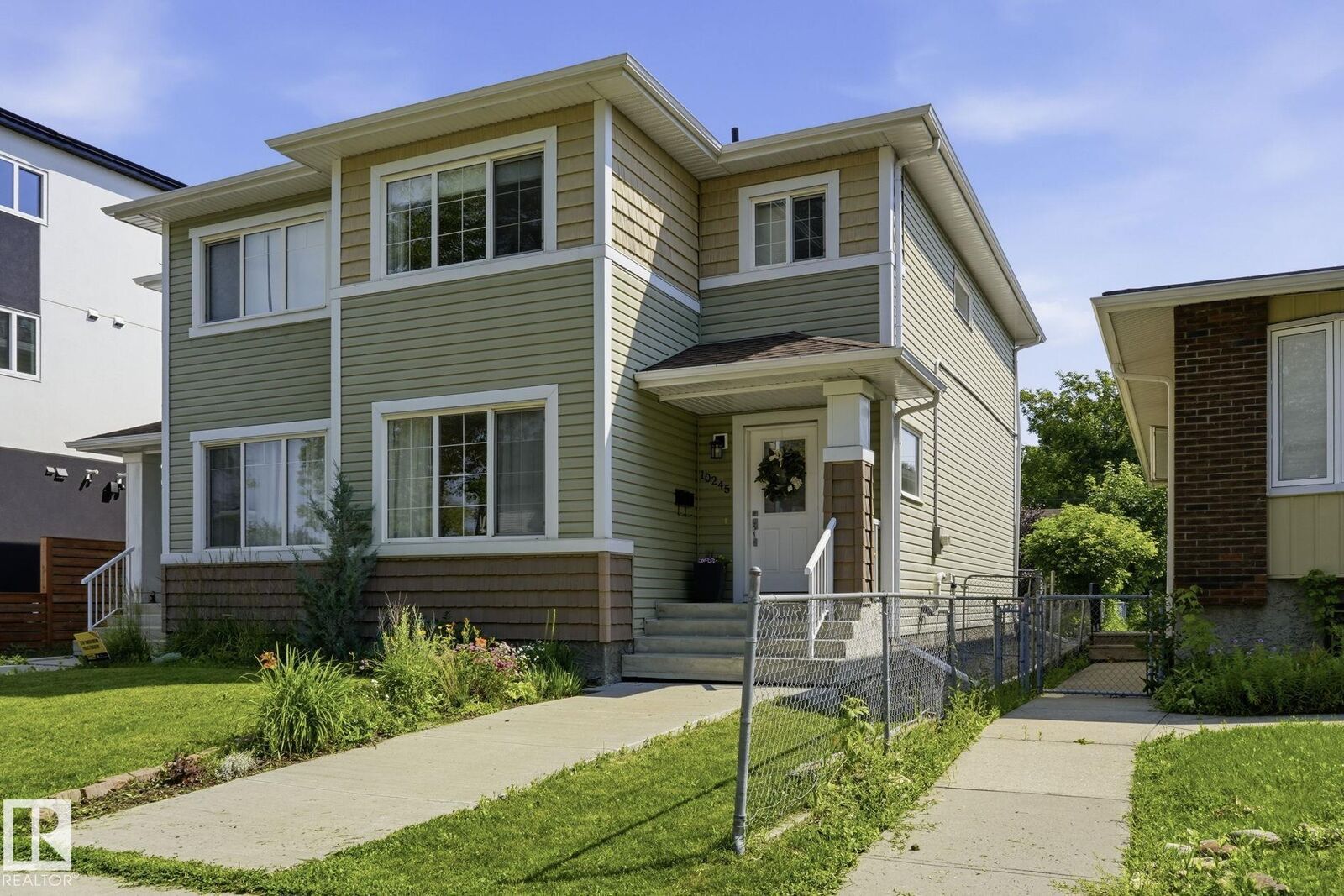 Property Photo: 10245 152 Street NW AB T5P 1Y3