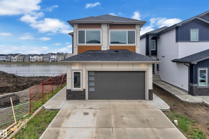 4514 63 Street — photo 1